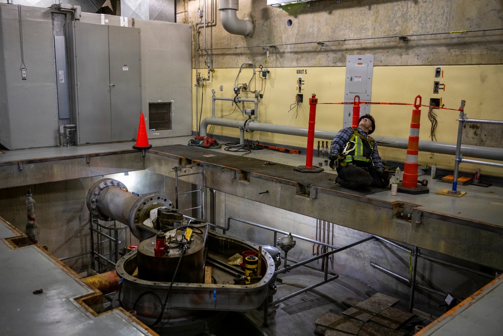 Fort Peck refurbishes two butterfly valves