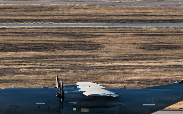 317th AW trailblazes with MEO during Palmetto Reach