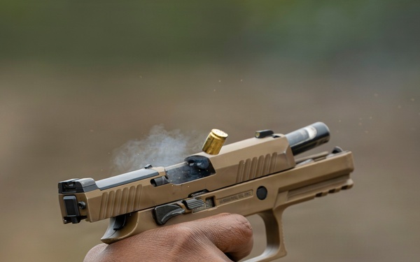 1 SOW Command Team: Range qualification