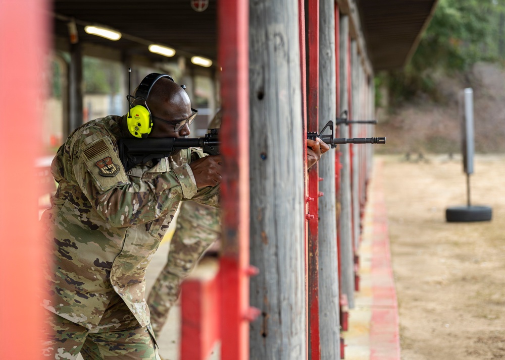 1 SOW Command Team: Range qualification