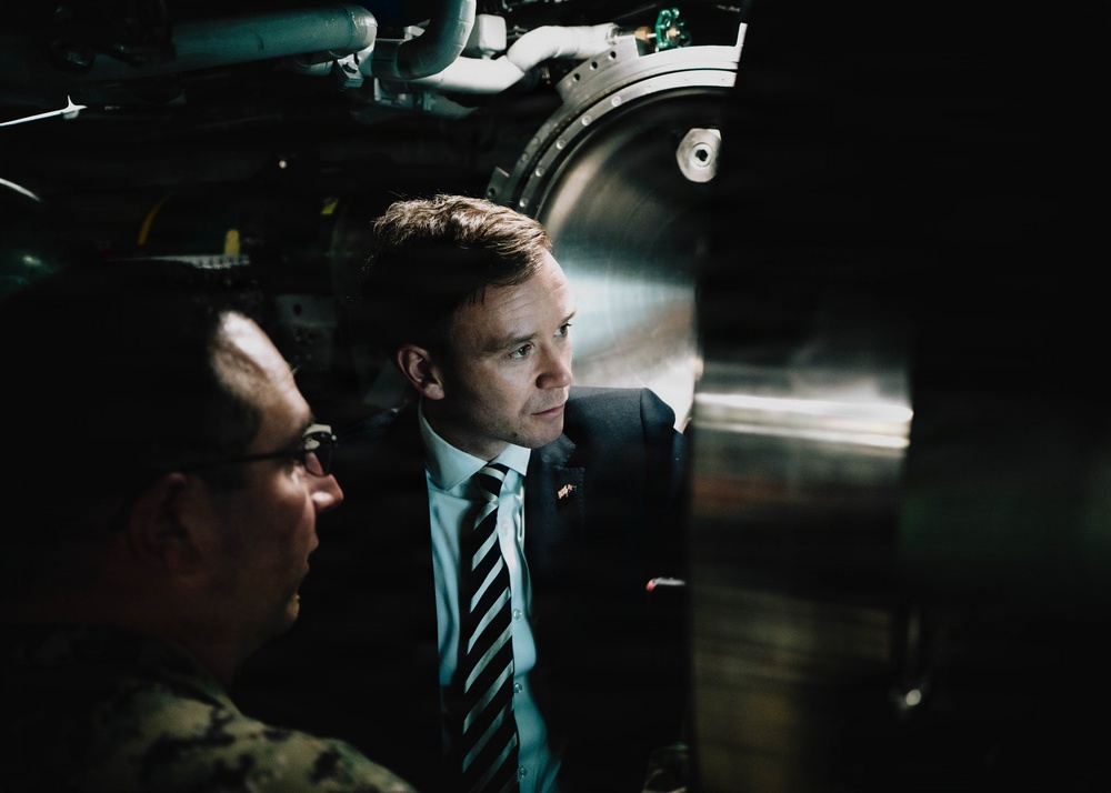 United Kingdom House of Commons Defense Committee Members tour USS Vermont