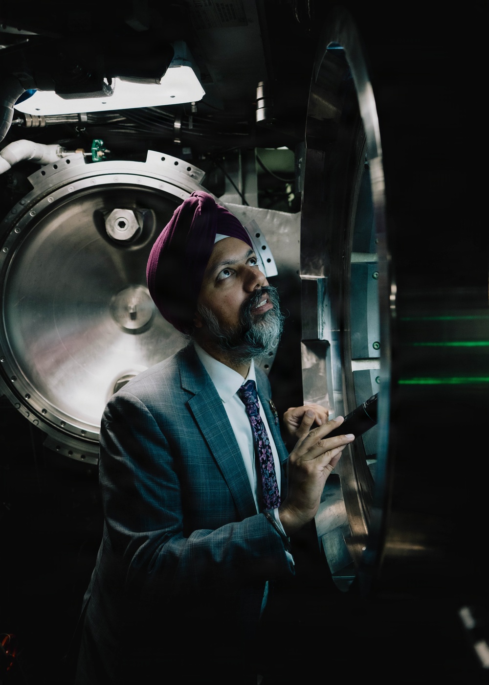 United Kingdom House of Commons Defense Committee Members tour USS Vermont