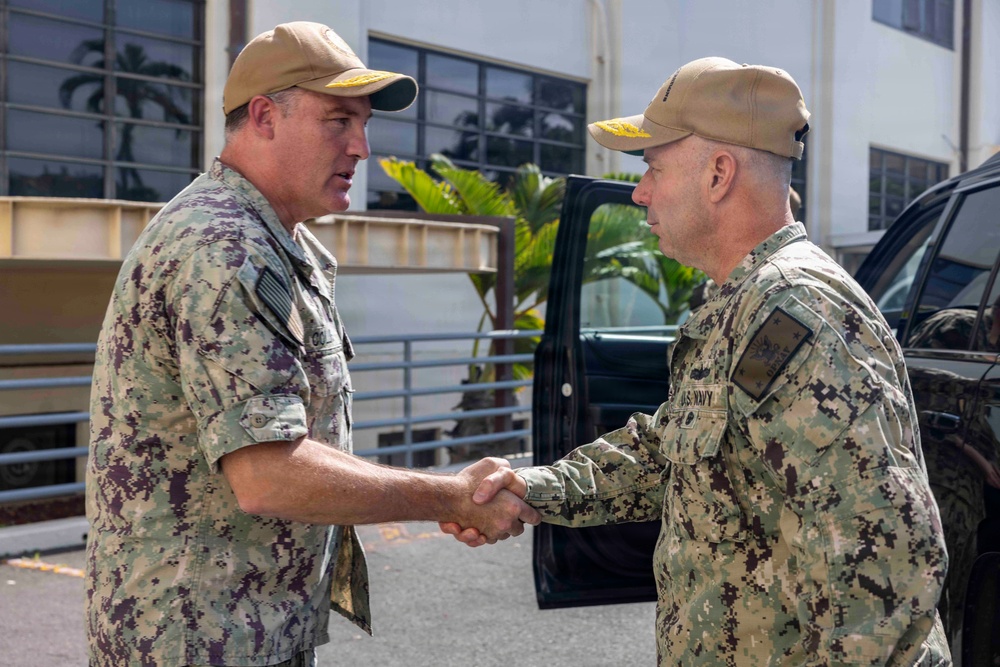 VCNO visits Joint Base Pearl Harbor-Hickam