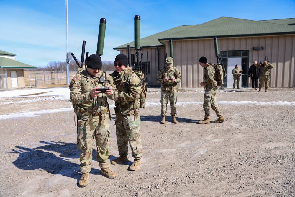 Iowa National Guard Soldiers train on the TLS-Manpack