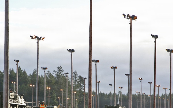 593d CSC Facilitates Railhead Operations for 2-2 KRF Bound Strykers