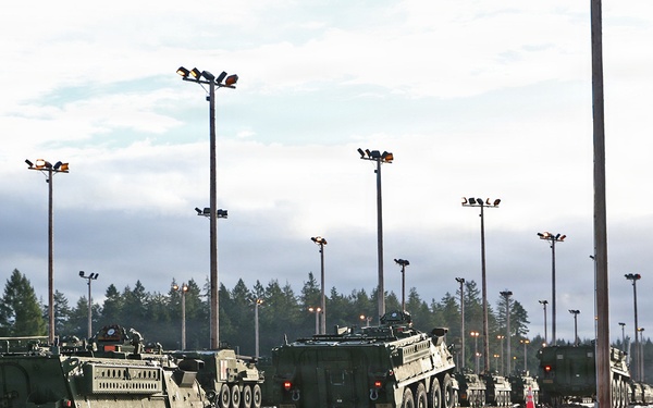 593d CSC Facilitates Railhead Operations for 2-2 KRF Bound Strykers