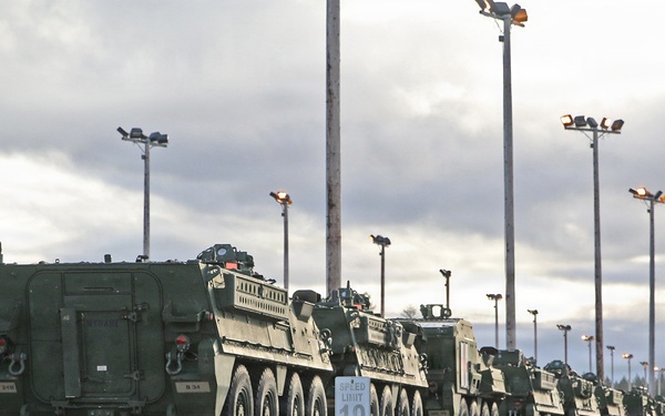 593d CSC Facilitates Railhead Operations for 2-2 KRF Bound Strykers