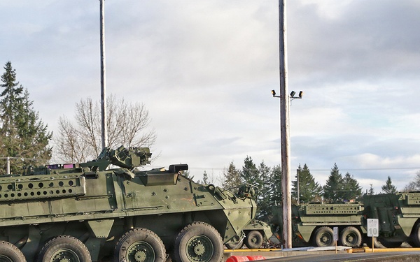 593d CSC Facilitates Railhead Operations for 2-2 KRF Bound Strykers