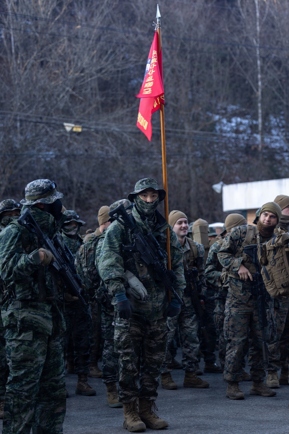 Korea Viper 26.1 | V16 Conducts 20k Hike up Elevation Alongside ROK Marines