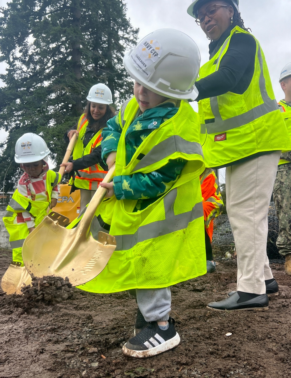 NAVAL BASE KITSAP HOLDS GROUNDBREAKING CEREMONY FOR NEW CASCADES CHILD DEVELOPMENT CENTER