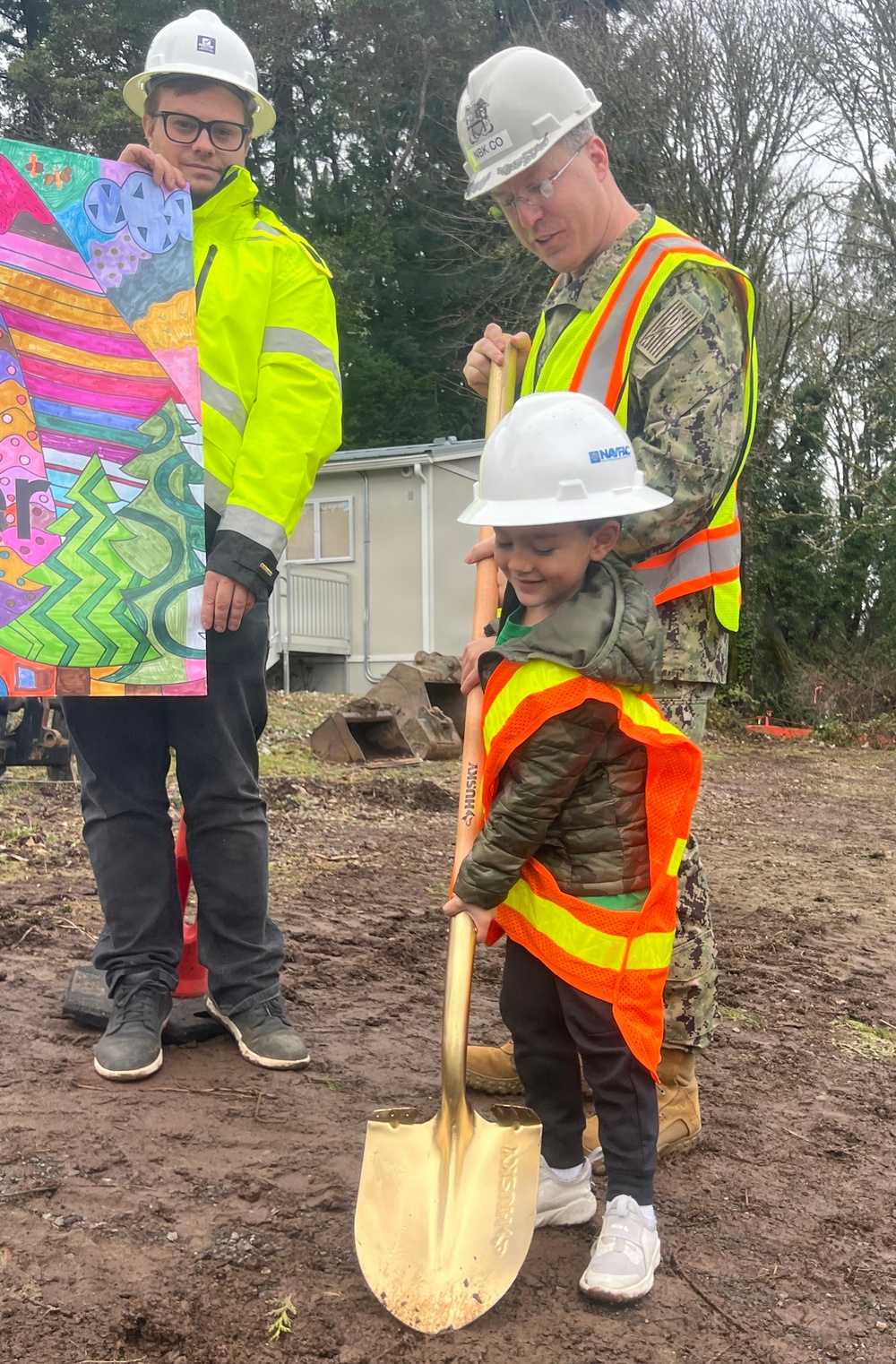 NAVAL BASE KITSAP HOLDS GROUNDBREAKING CEREMONY FOR NEW CASCADES CHILD DEVELOPMENT CENTER