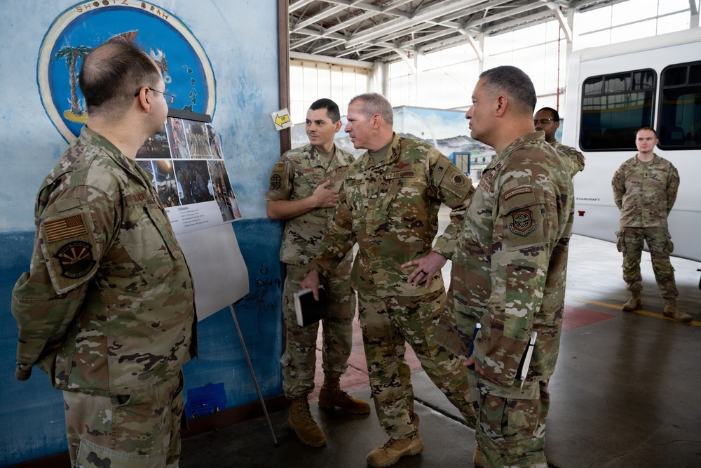 18th Air Force Leaders Visit 515th AMOW at JBPHH