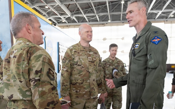 18th Air Force Leaders Visit 515th AMOW at JBPHH