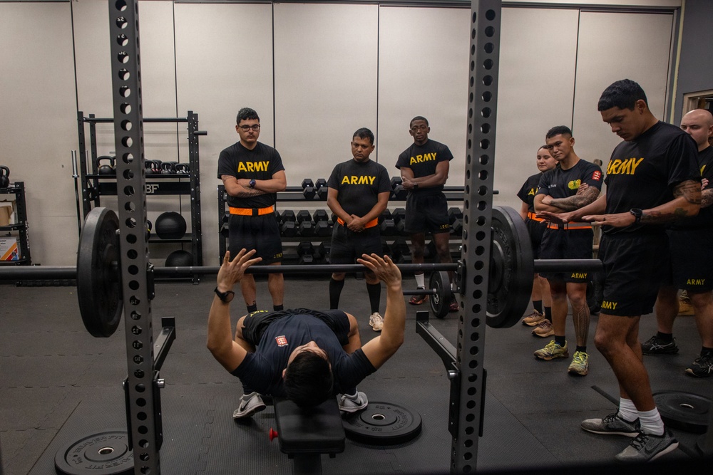 H2F Conducts Fitness and Nutrition Class with Soldiers