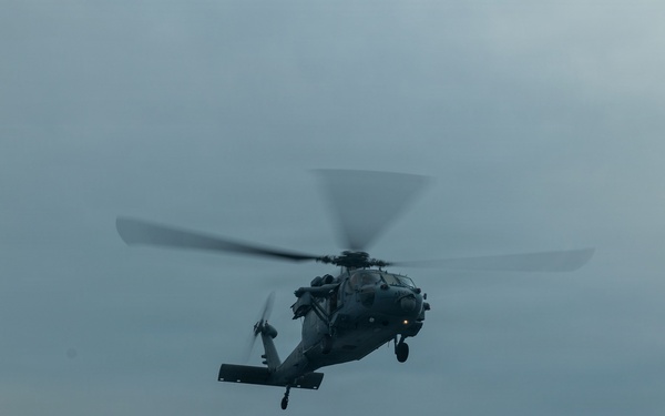 11th MEU Marines, Sailors Conduct Deck Landing Qualifications Aboard USS Boxer