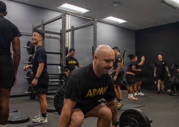 H2F Conducts Fitness and Nutrition Class with Soldiers