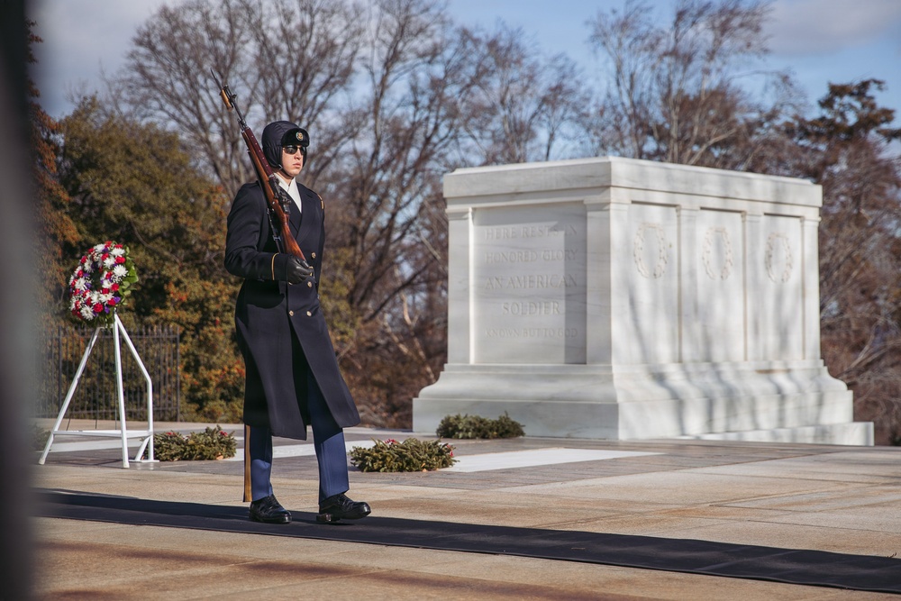 Sentinel Guards Tomb of the Unknown Soldier