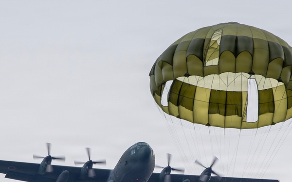 Yokota supports first JGSDF-hosted multinational airborne exercise