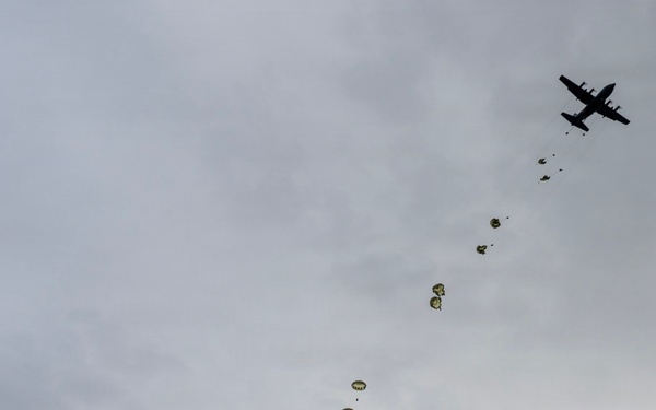 Yokota supports first JGSDF-hosted multinational airborne exercise
