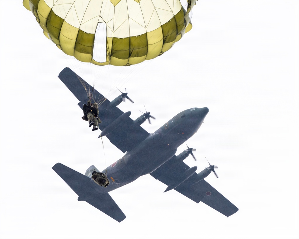 Yokota supports first JGSDF-hosted multinational airborne exercise
