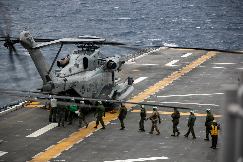 USS Tripoli Conducts Flight Ops with VMM 265