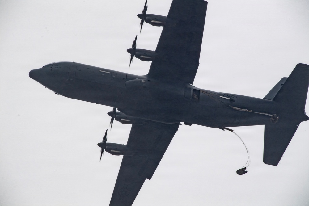 Yokota supports first JGSDF-hosted multinational airborne exercise