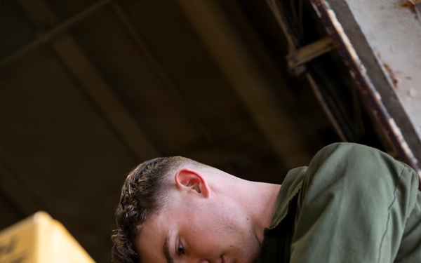 11th MEU Marines, Sailors Conduct Ship to Shore Operations Aboard USS Boxer