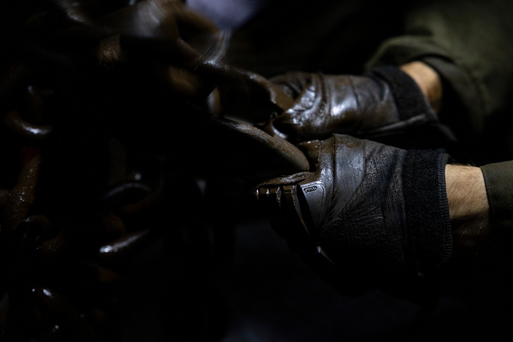 11th MEU Marines, Sailors Conduct Ship to Shore Operations Aboard USS Boxer