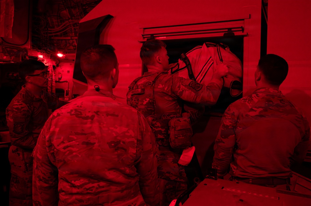 16th EAS conducts joint cargo mission within CENTCOM AOR