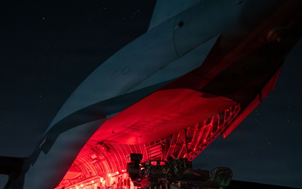 16th EAS conducts joint cargo mission within CENTCOM AOR