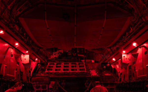 16th EAS conducts joint cargo mission within CENTCOM AOR