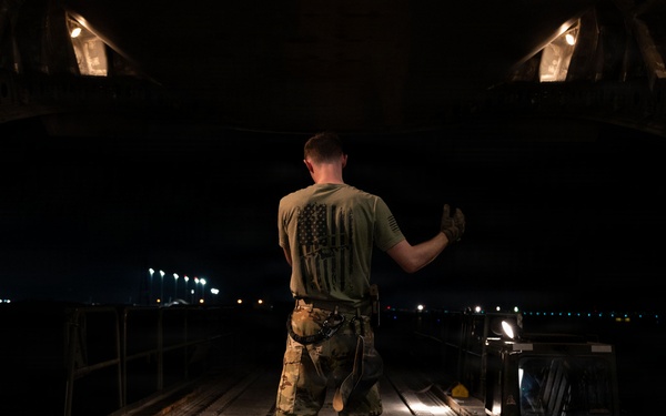 16th EAS conducts joint cargo mission within CENTCOM AOR