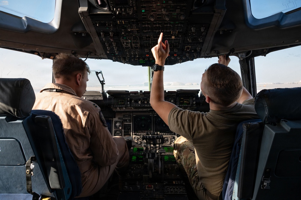 16th EAS conducts joint cargo mission within CENTCOM AOR