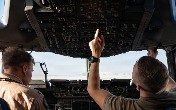 16th EAS conducts joint cargo mission within CENTCOM AOR