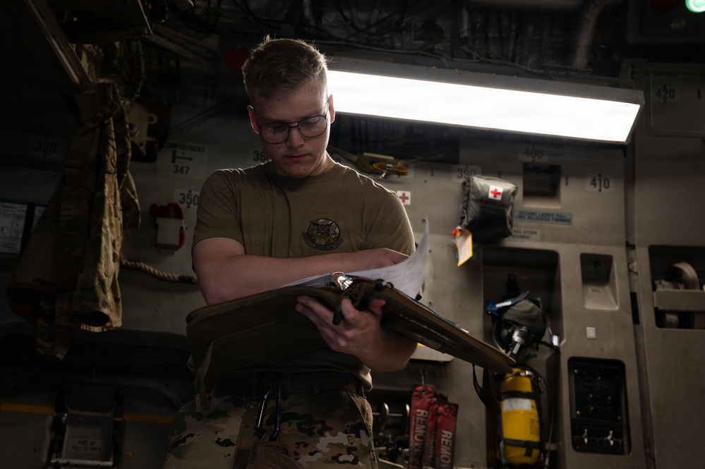 16th EAS transports cargo across CENTCOM AOR