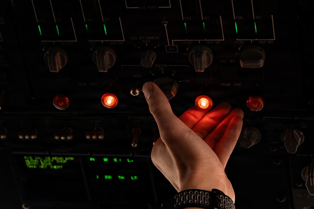 16th EAS transports cargo across CENTCOM AOR