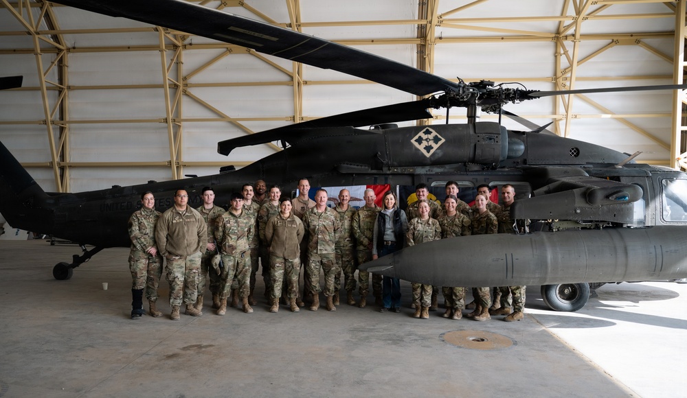 Iowa Gov., adjutant general of Iowa visit 332nd Expeditionary Medical Squadron