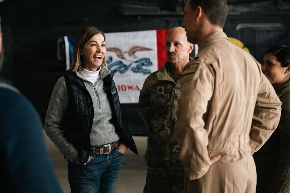 Iowa Gov., adjutant general of Iowa visit 332nd Expeditionary Medical Squadron
