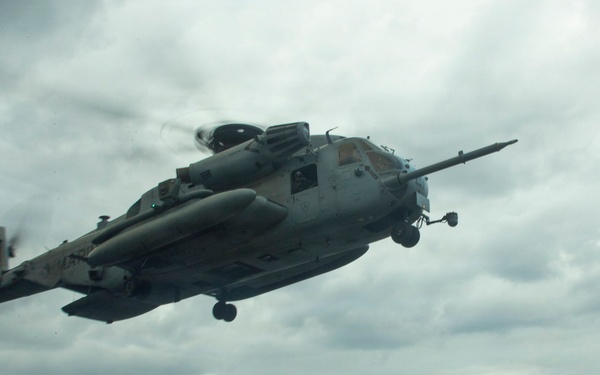 USS Tripoli Conducts Flight Ops with VMM 265