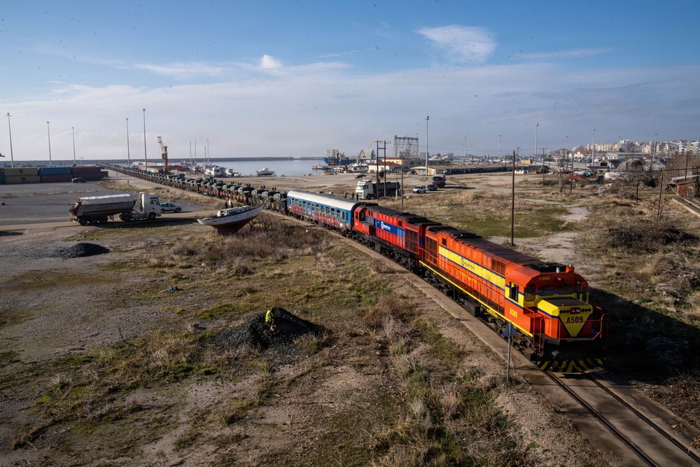 Steadfast Dart 2025: Strategic Deployment of Spanish Forces Departing Greece