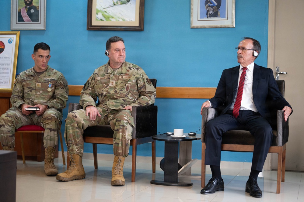 Massachusetts National Guard Adjutant General meets with senior leaders of Paraguayan Armed Forces