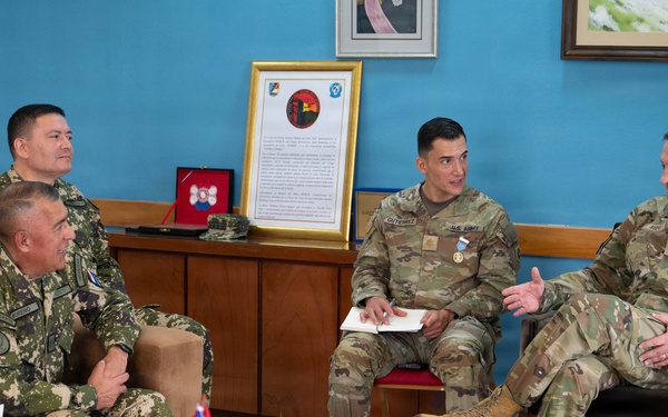 Massachusetts National Guard Adjutant General meets with senior leaders of Paraguayan Armed Forces