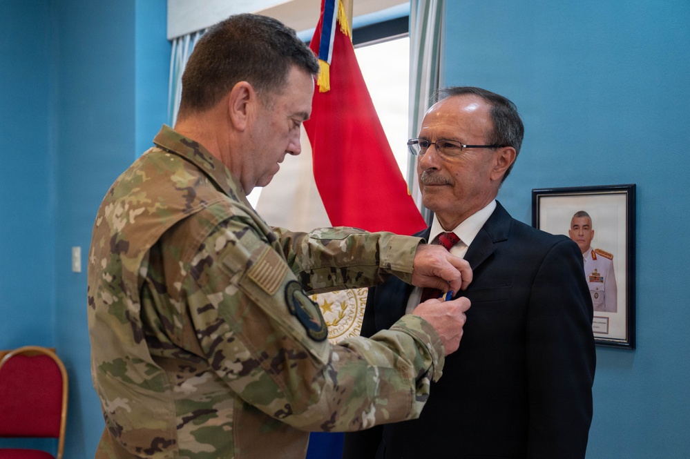 Massachusetts National Guard Adjutant General meets with senior leaders of Paraguayan Armed Forces