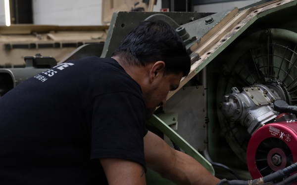 TLSC-EA mechanics repair a M2A2 Bradley Fighting Vehicle