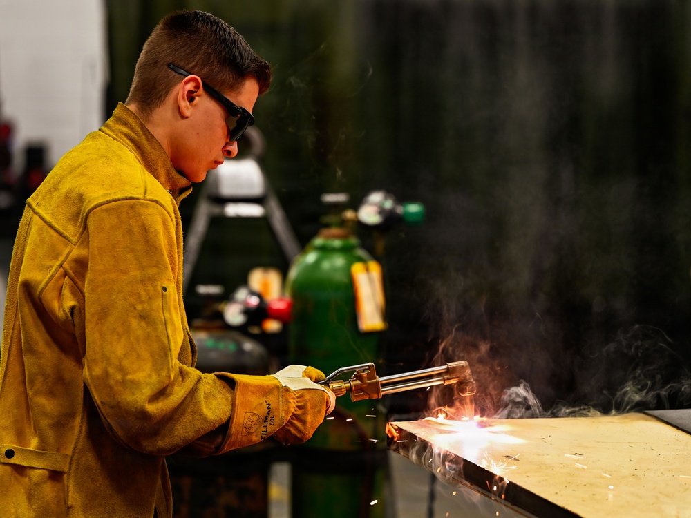 552nd Maintainers hard at work.