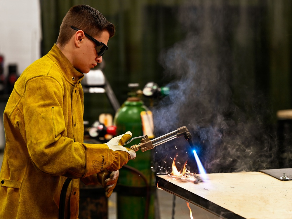 552nd Maintainers hard at work.