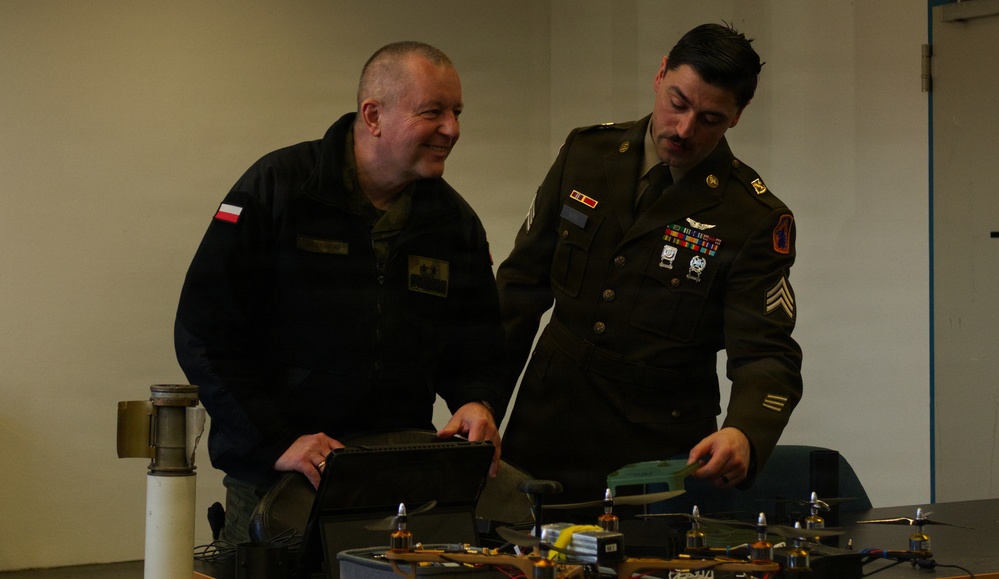 V Corps Deputy Commander Observes Apache Operations, Battalion Readiness at 2-159th