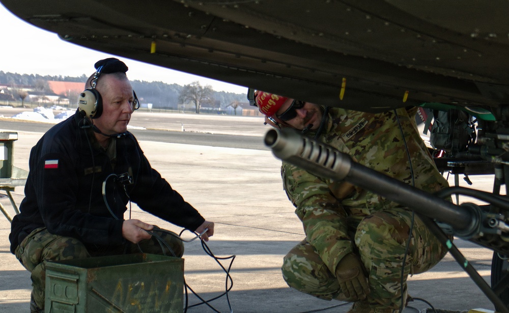 V Corps Deputy Commander Observes Apache Operations, Battalion Readiness at 2-159th