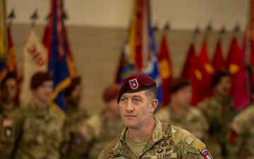 82nd Airborne Division Change of Responsibility, Leave it to me