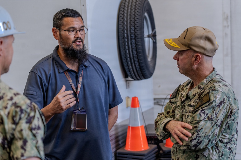 VCNO visit Pearl Harbor Naval Shipyard &amp; Intermediate Maintenance Facility